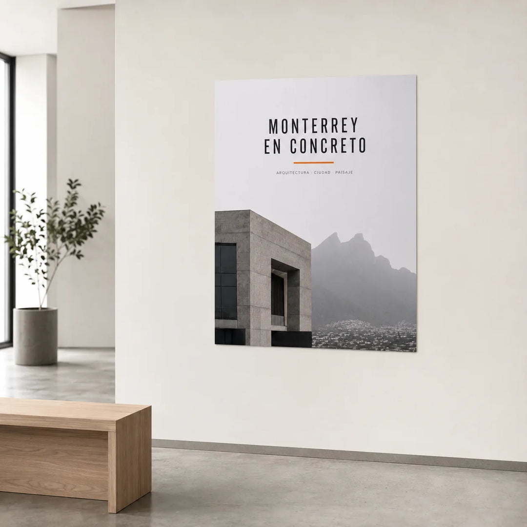 Póster colocado en pared para comunicación visual en interiores.